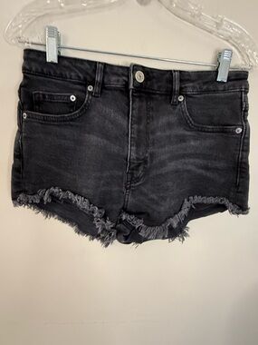 Divided H&M black cutoff denim jean shorts distressed SZ 10